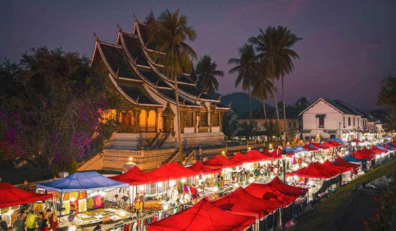Night market in Luang Prabang 