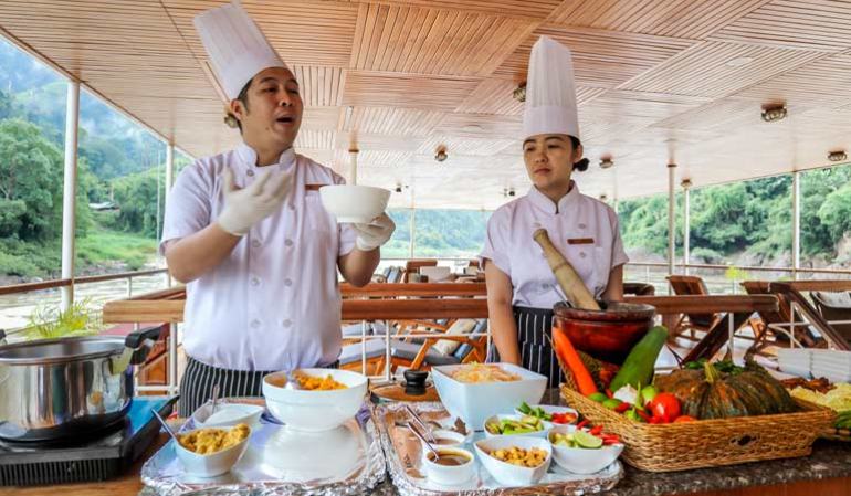 Join cooking class on Laos river cruises